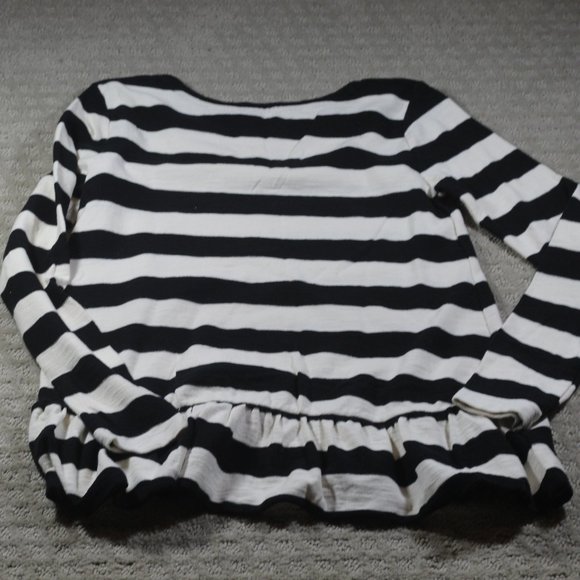 Ann Taylor Loft Size XS Black & Cream Striped LS Knit Peplum Top - LIKE NEW - Picture 3 of 5